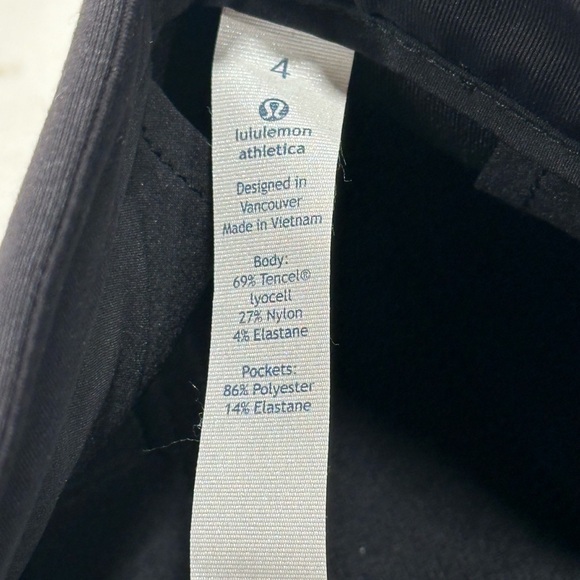 Lululemon NWOT Women’s Trousers - Picture 6 of 9